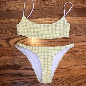 Triangl Green and white textured bikini